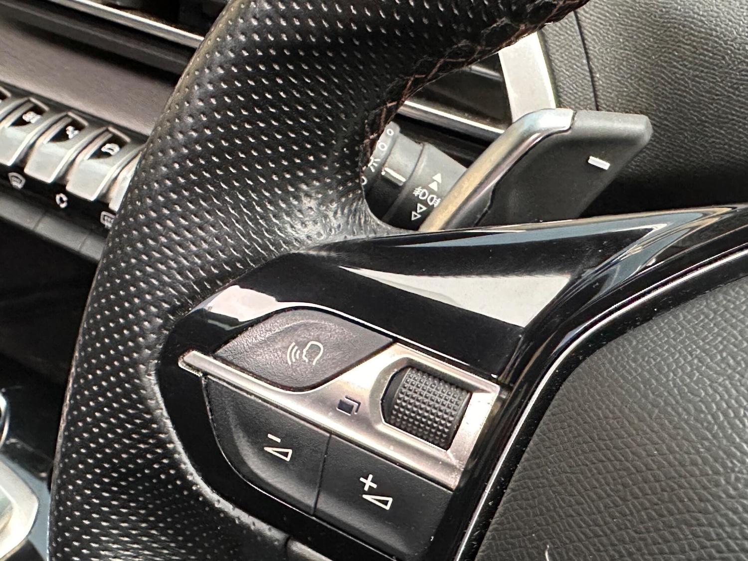 Used Peugeot 5008 2019 for sale - 76472441: Photo 16