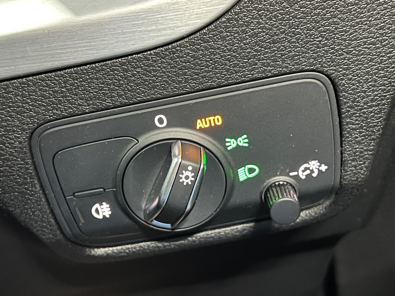 Used Audi Q2 2023 for sale - 76839468: Photo 16