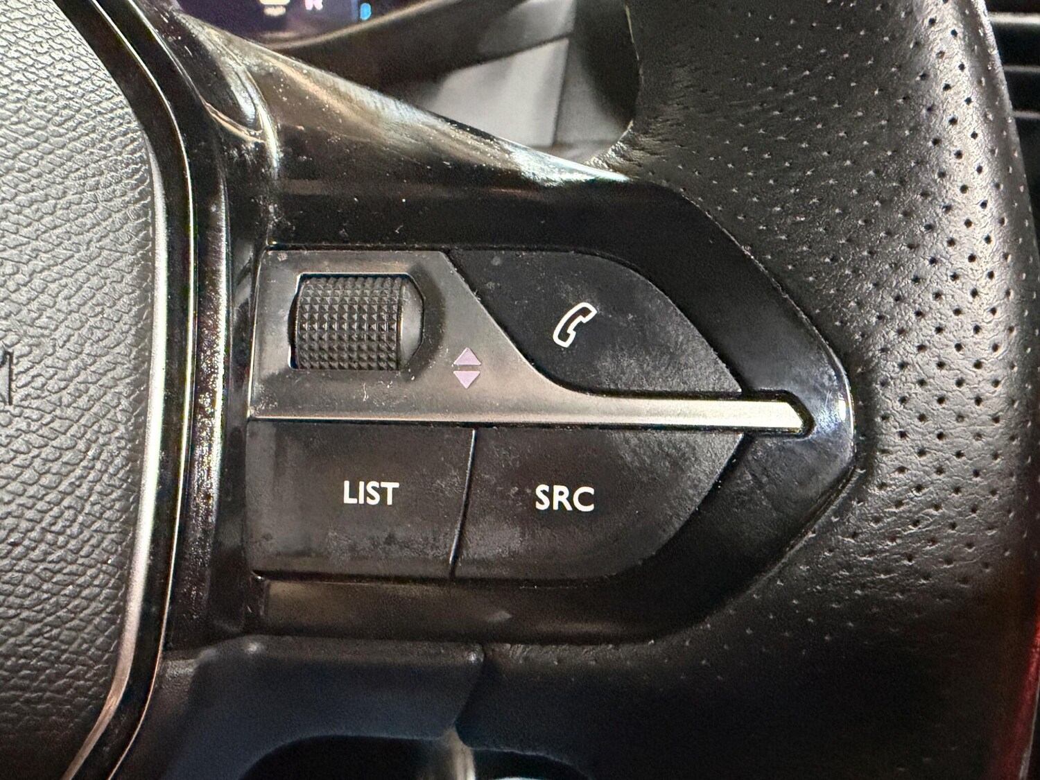 Used Peugeot E-2008 for sale - 78214941: Photo 26