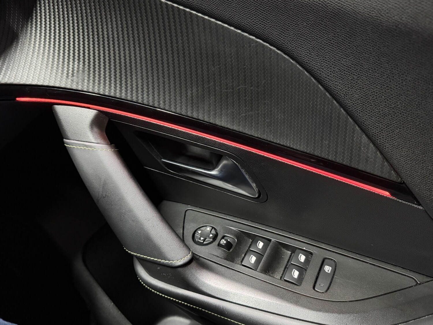 Used Peugeot E-2008 for sale - 78214941: Photo 29