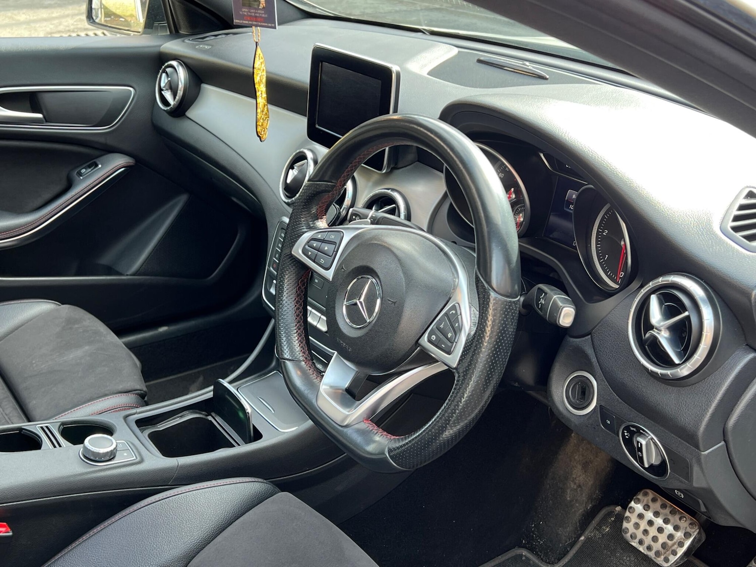 Used Mercedes-Benz CLA for sale - 77646477: Photo 46