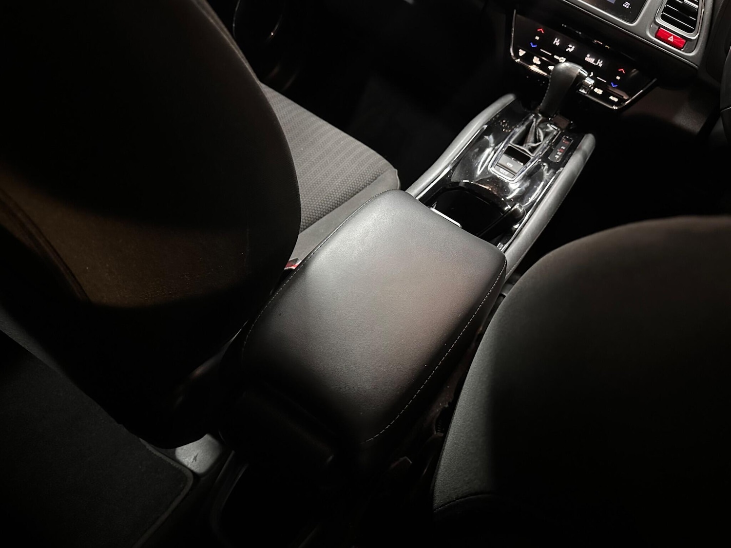 Used Honda HR-V 2017 for sale - 76715033: Photo 23