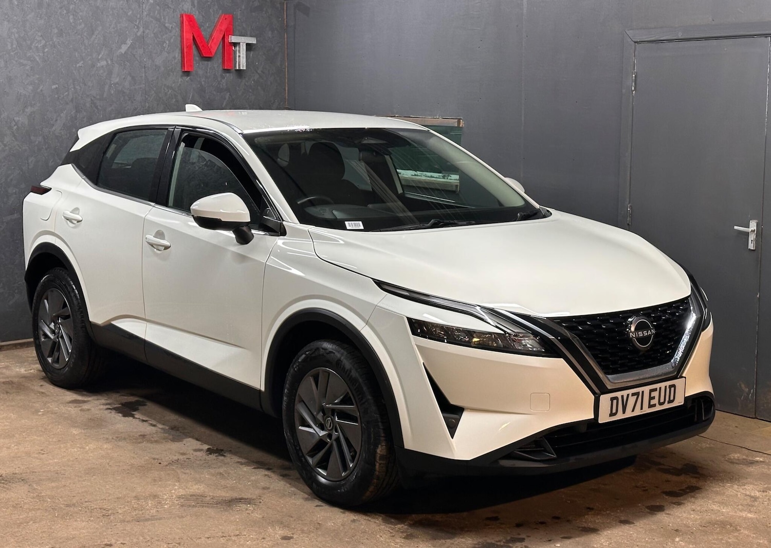 Used Nissan Qashqai 2021 for sale - 76572713: Photo 2