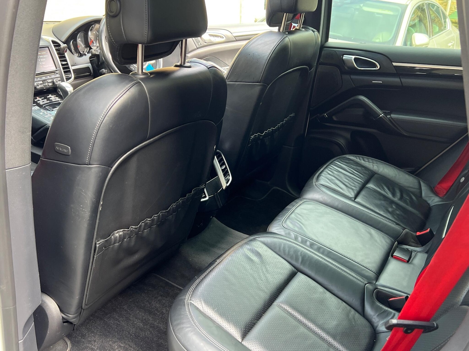 Used Porsche Cayenne for sale - 77824906: Photo 27