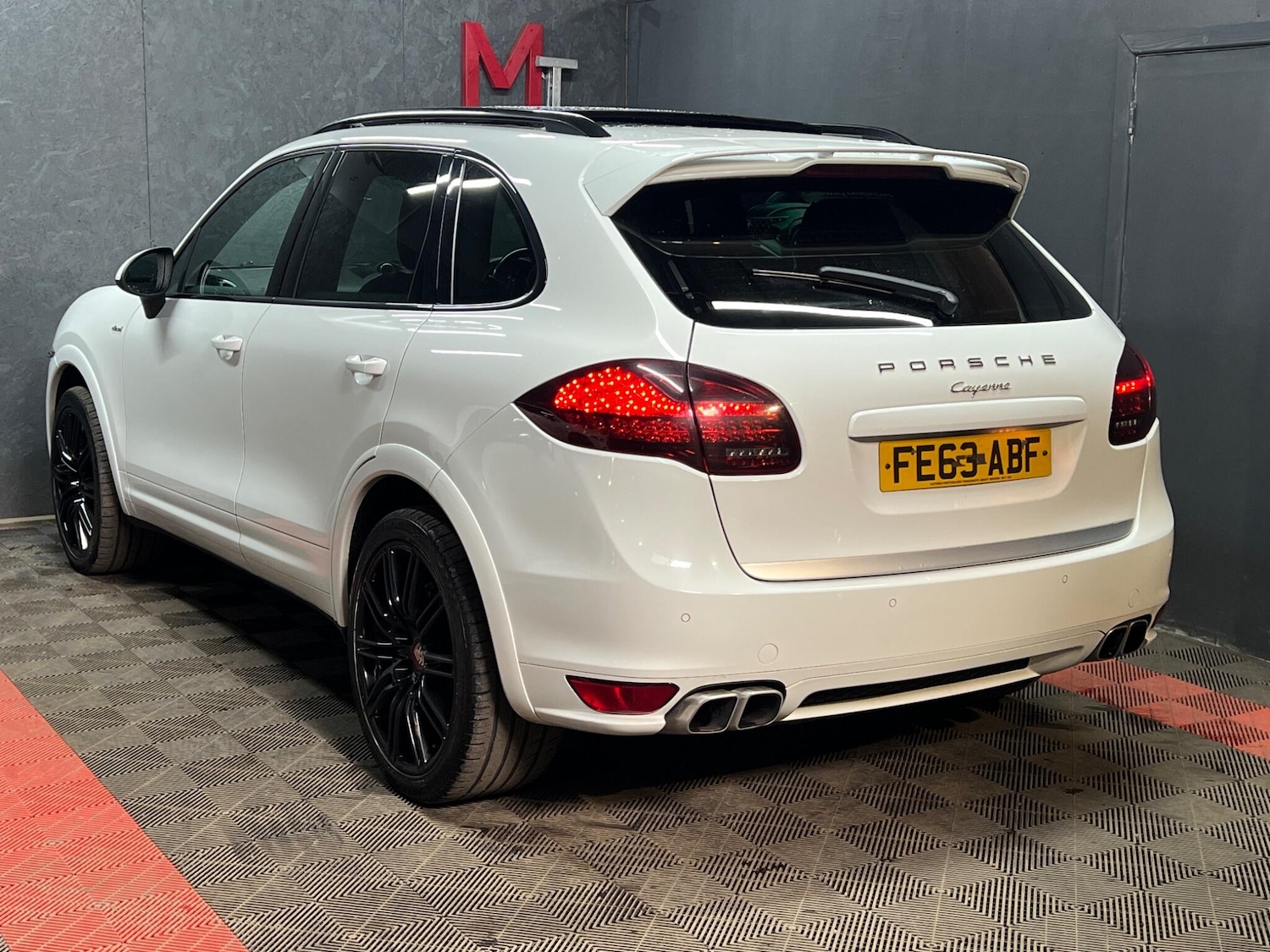 Used Porsche Cayenne for sale - 77824906: Photo 3