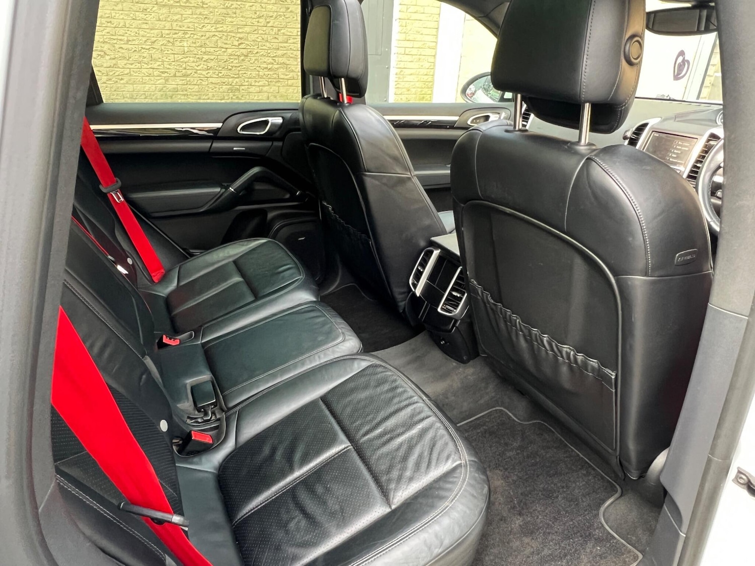 Used Porsche Cayenne for sale - 77824906: Photo 30