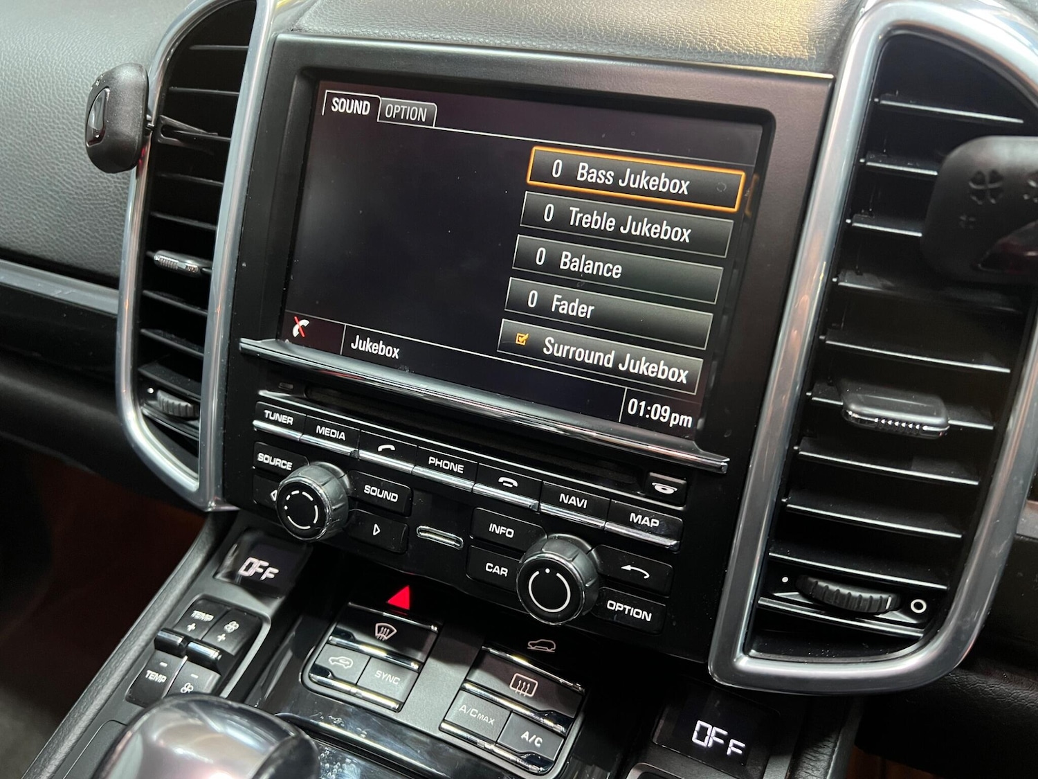 Used Porsche Cayenne for sale - 77824906: Photo 44