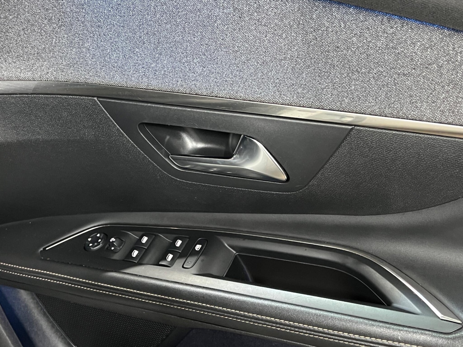 Used Peugeot 5008 2020 for sale - 76800844: Photo 28