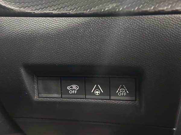Used Peugeot E-2008 2020 for sale - 76269972: Photo 16