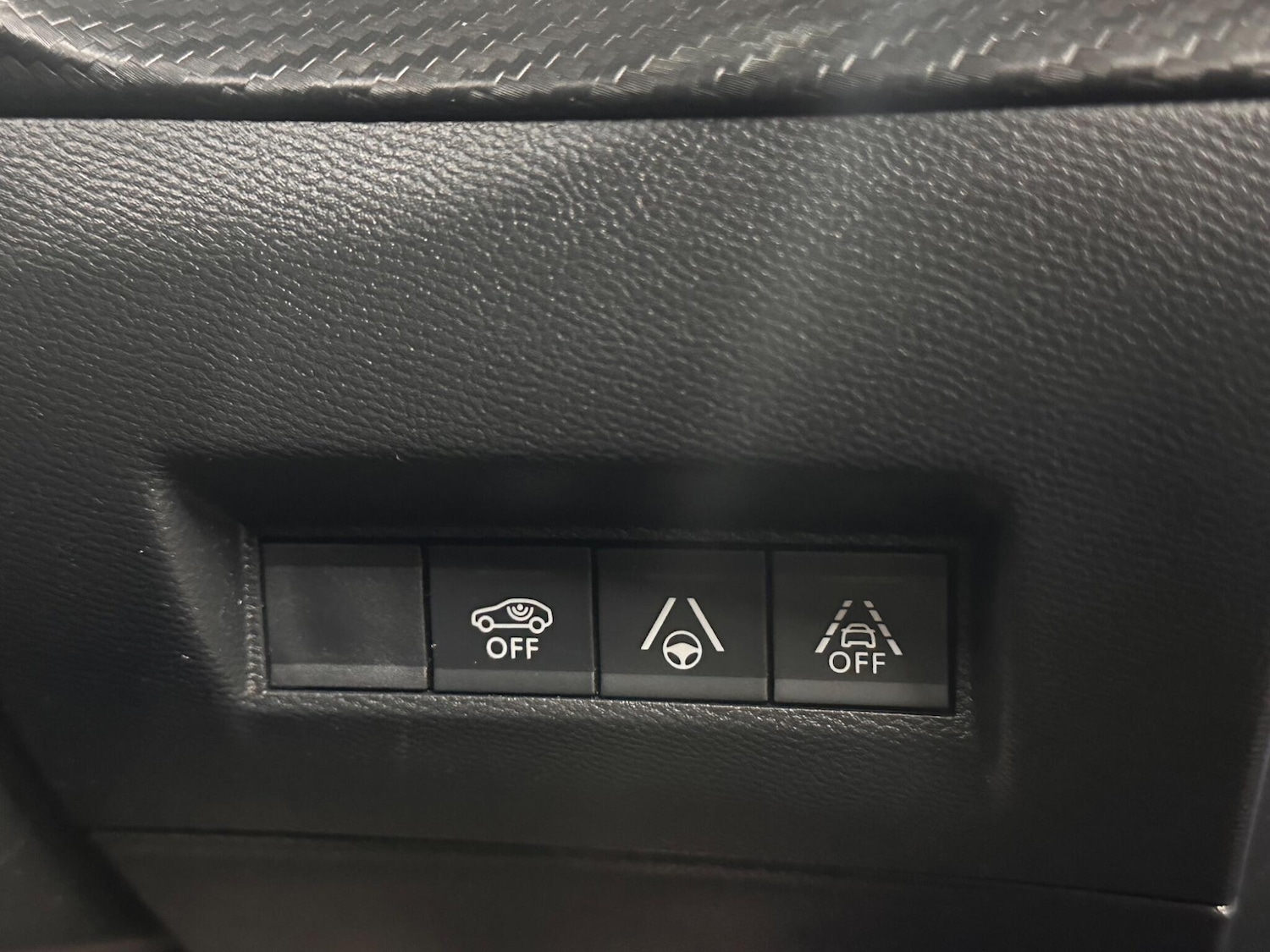 Used Peugeot 2008 2020 for sale - 78046919: Photo 17