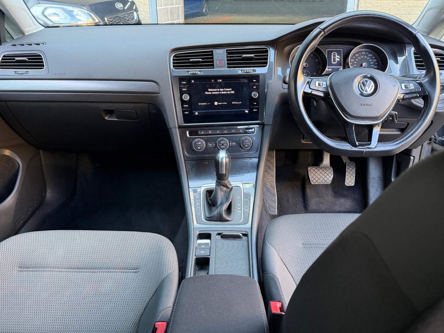 Used Volkswagen Golf 2019 for sale - 78047037: Photo 16