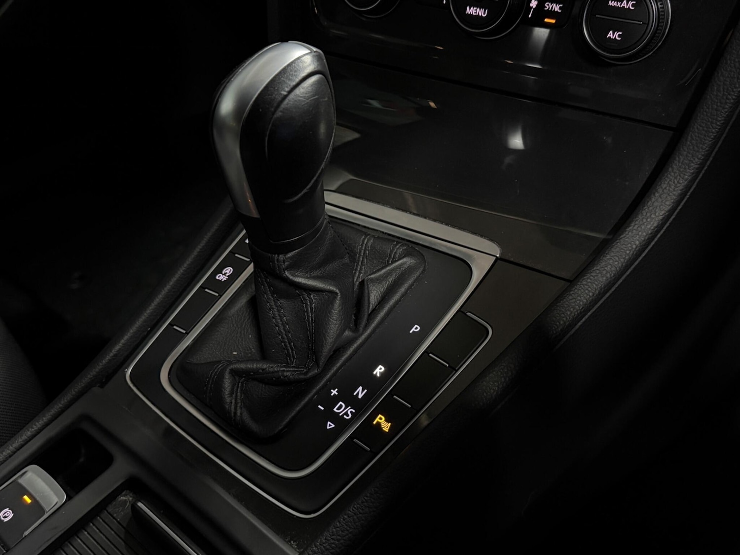 Used Volkswagen Golf 2019 for sale - 78047037: Photo 19