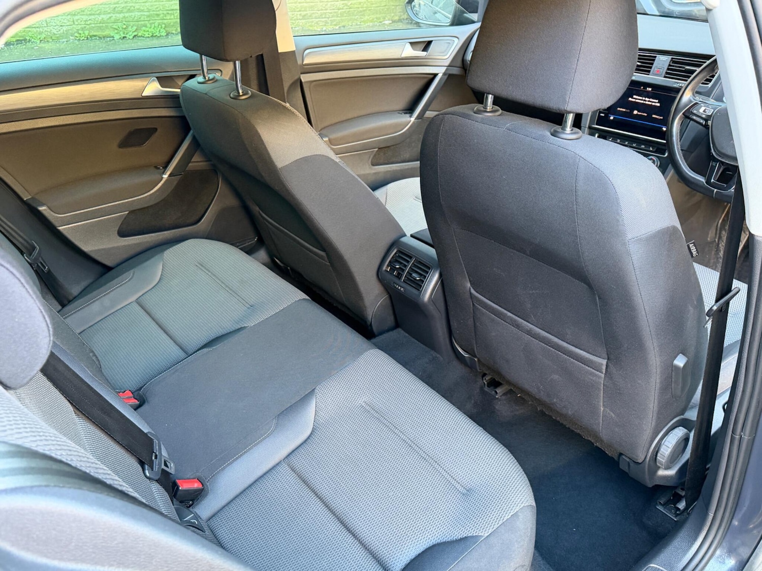 Used Volkswagen Golf 2019 for sale - 78047037: Photo 20