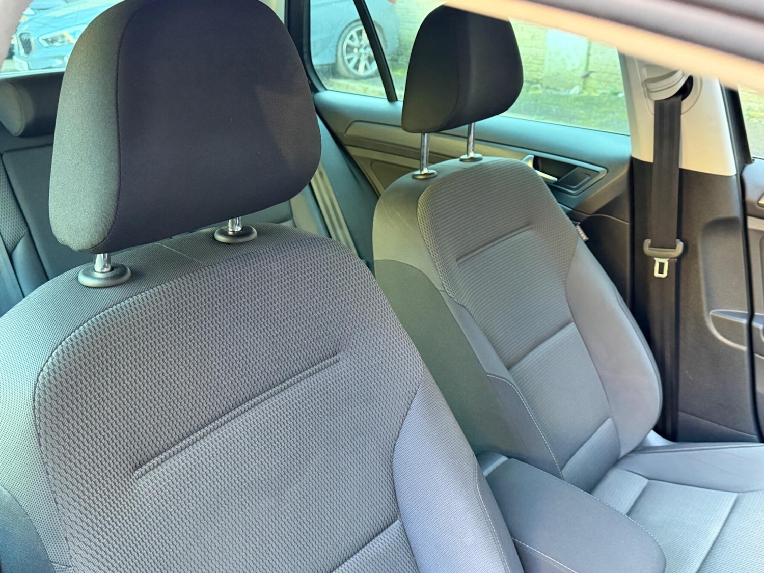 Used Volkswagen Golf 2019 for sale - 78047037: Photo 23