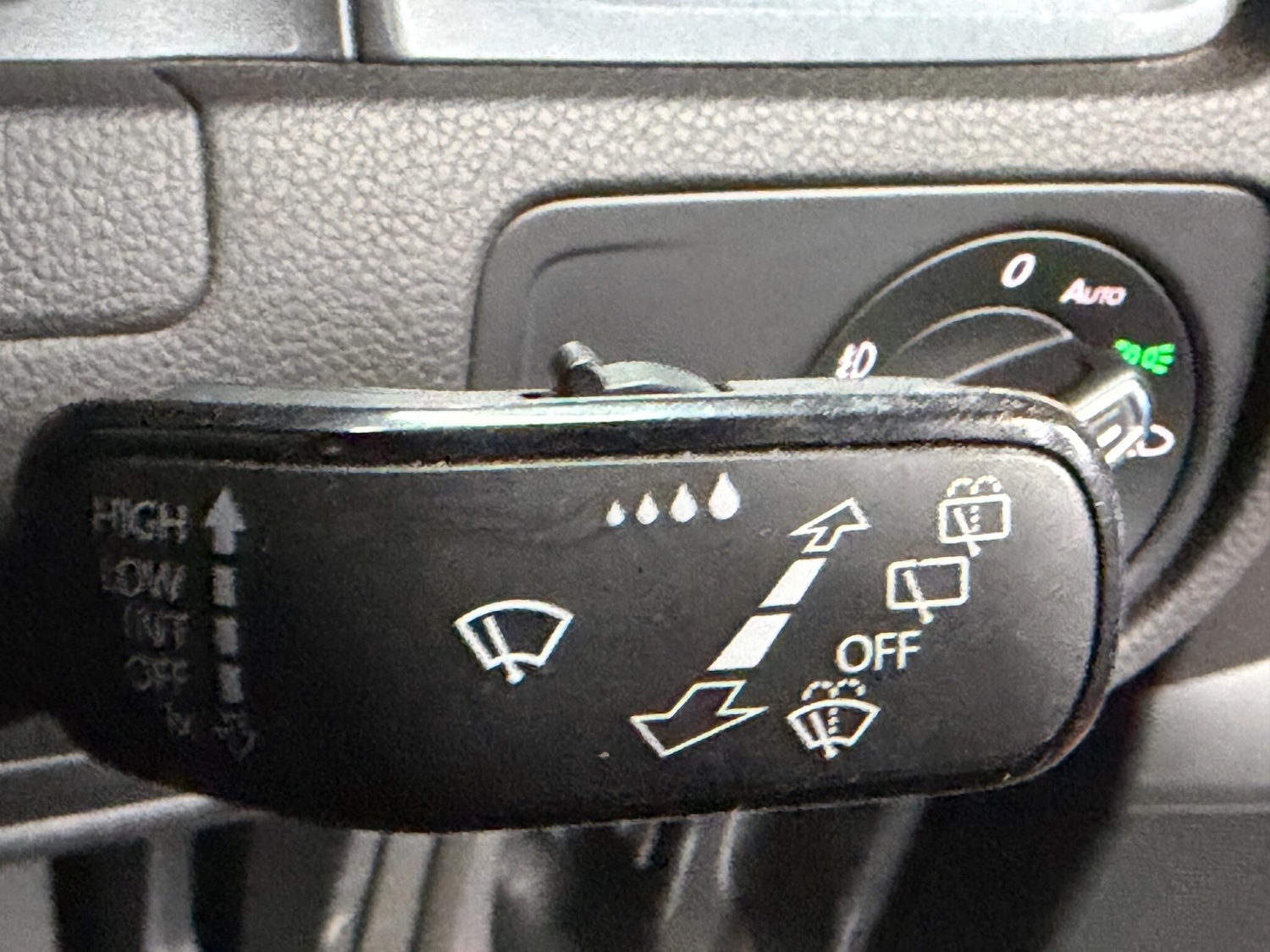 Used Volkswagen Golf 2019 for sale - 78047037: Photo 25