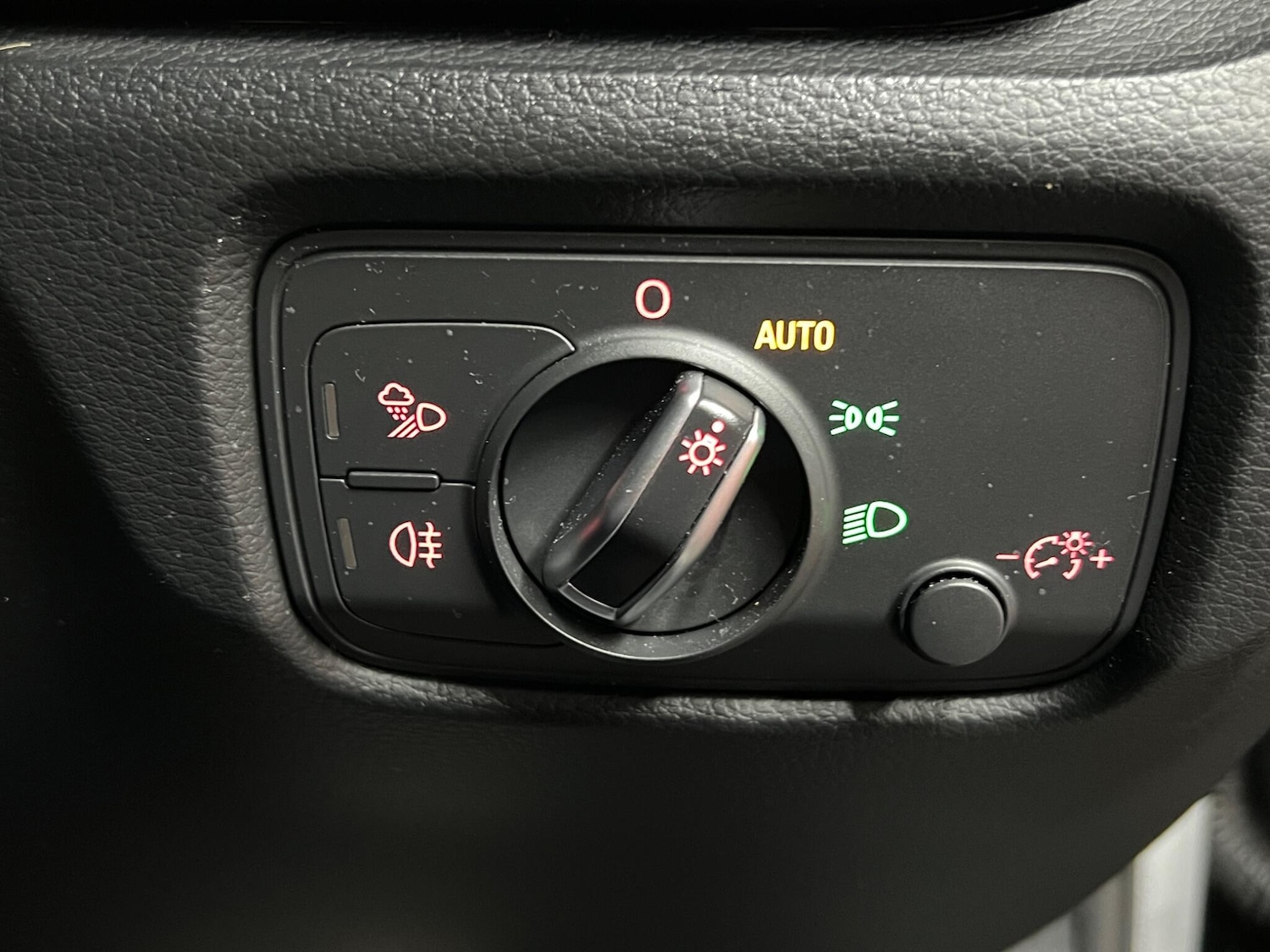 Used Audi RS3 2015 for sale - 77784139: Photo 37