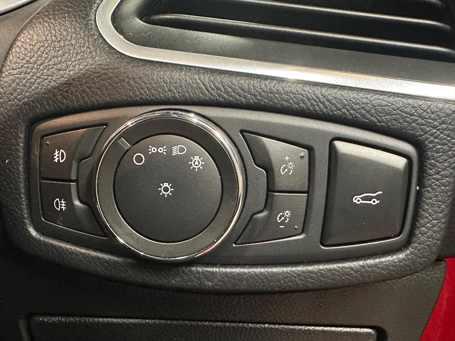 Used Ford Edge 2017 for sale - 76371096: Photo 20