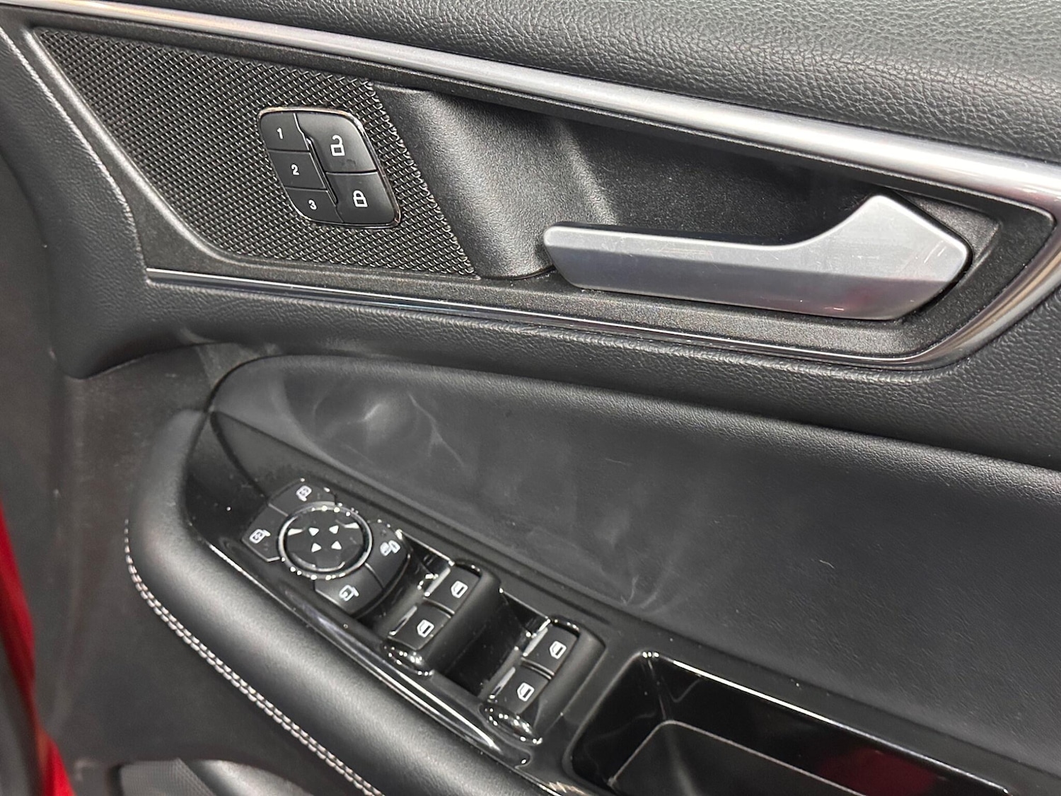 Used Ford Edge 2017 for sale - 76371096: Photo 40