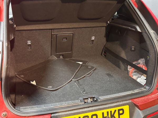 Used Volvo XC40 2018 for sale - 76269913: Photo 15