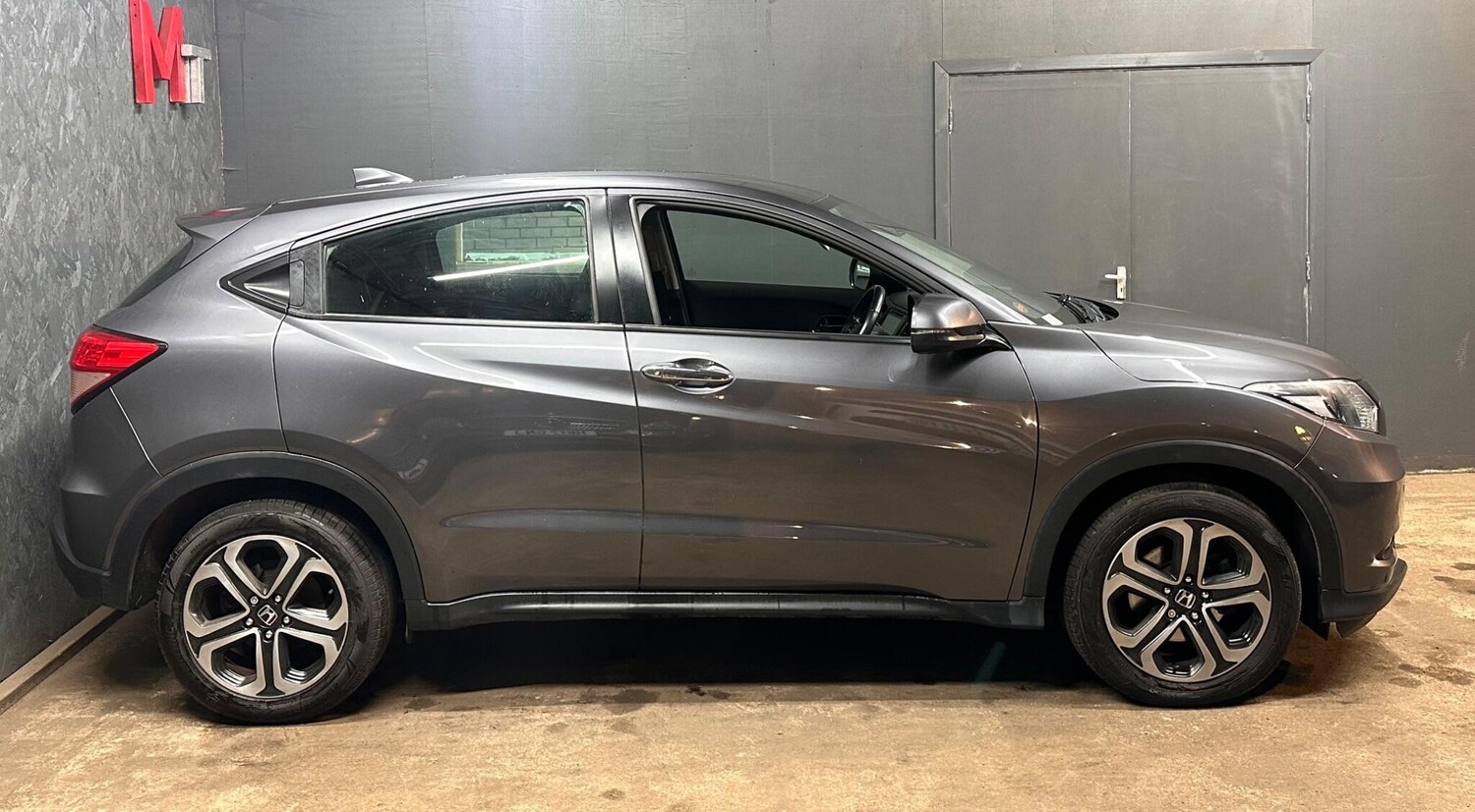 Used Honda HR-V for sale - 77484140: Photo 12