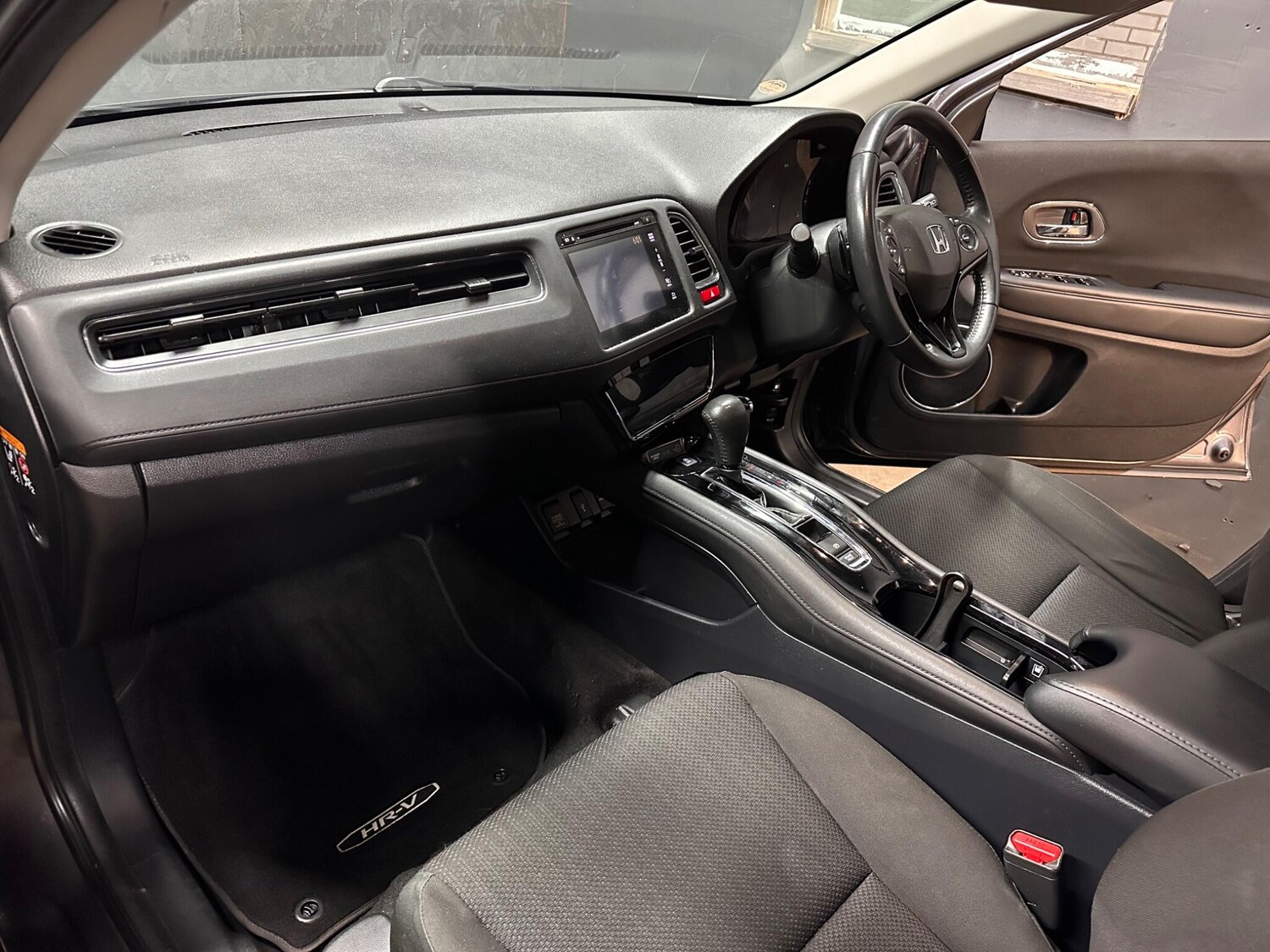 Used Honda HR-V for sale - 77484140: Photo 14