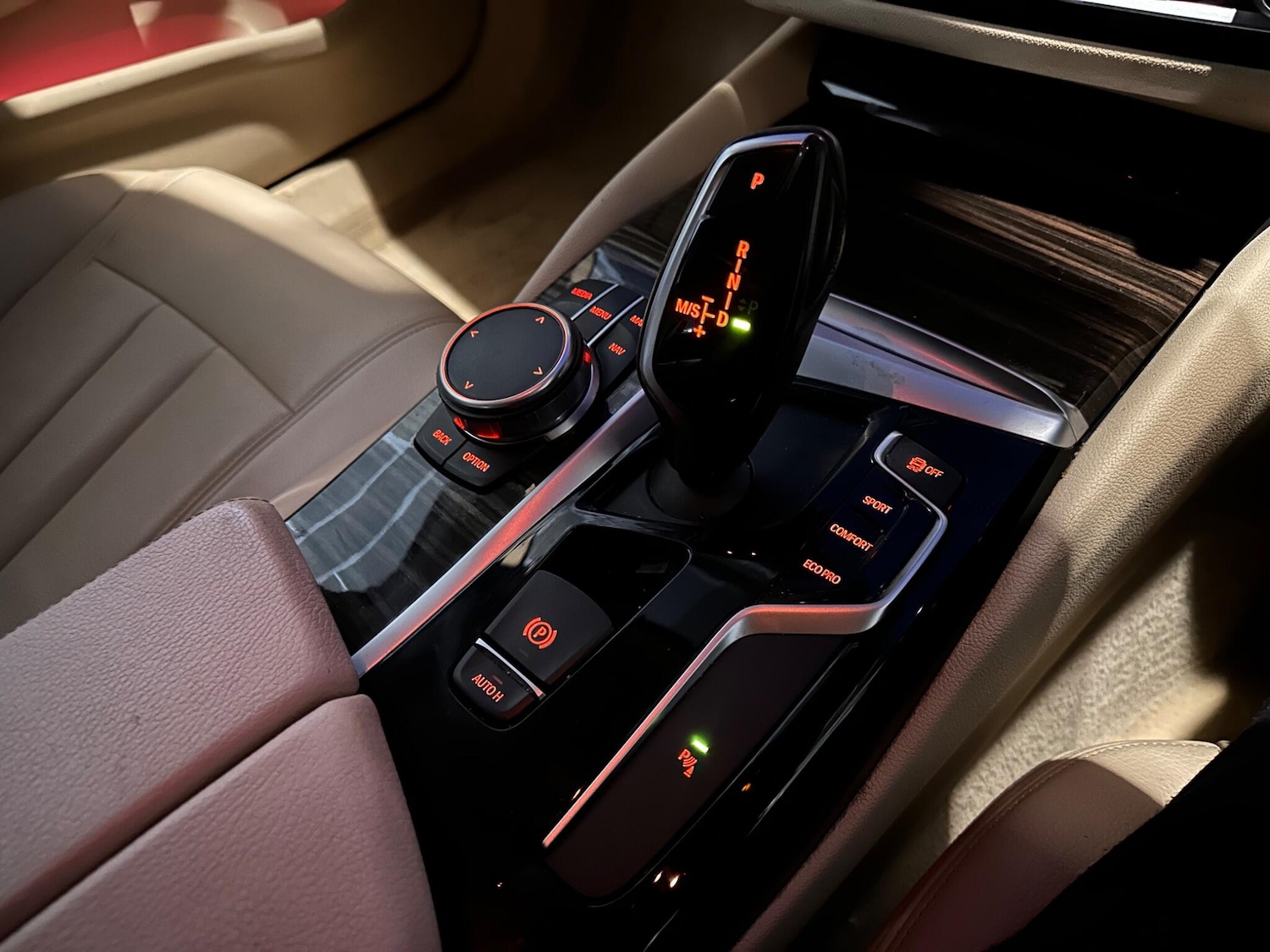 Used BMW 5 Series 2018 for sale - 76658545: Photo 17