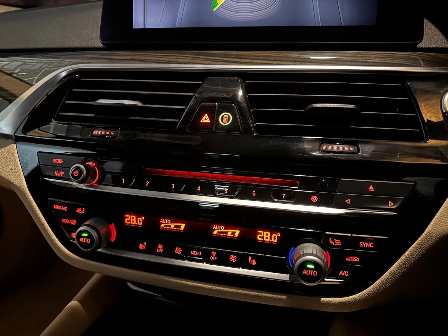 Used BMW 5 Series 2018 for sale - 76658545: Photo 31