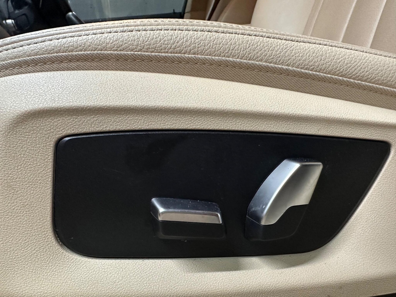 Used BMW 5 Series 2018 for sale - 76658545: Photo 39