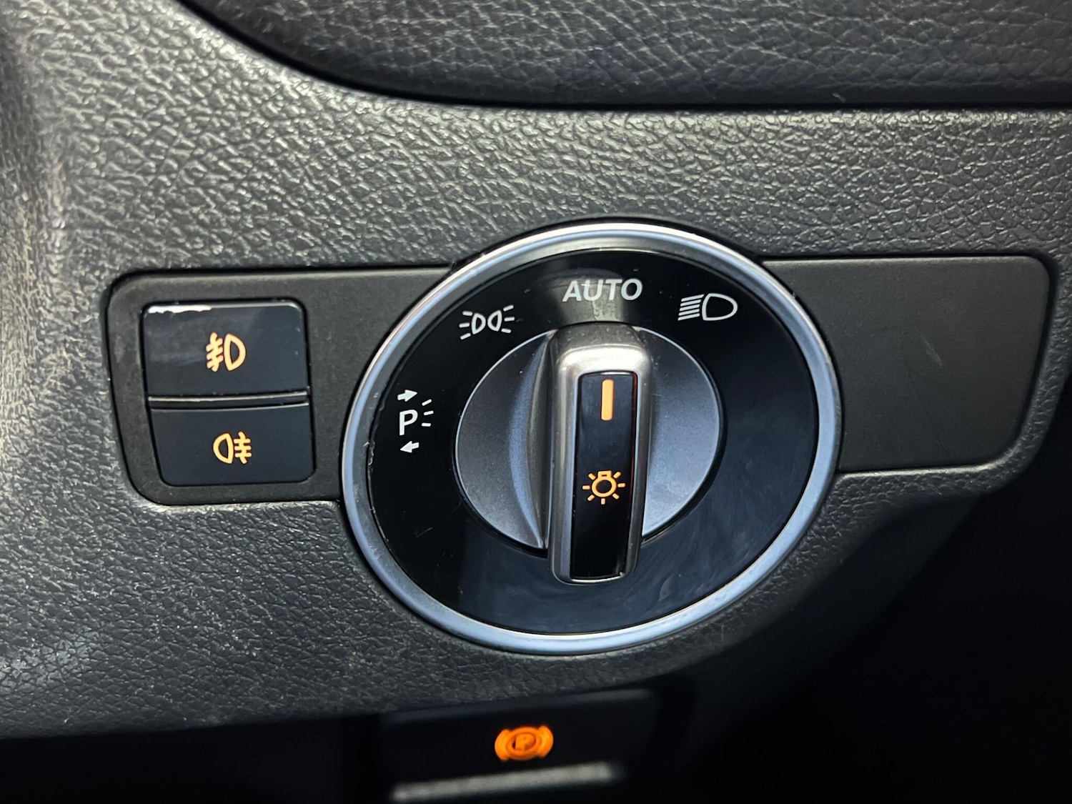 Used Mercedes-Benz GLA 2019 for sale - 77305451: Photo 21