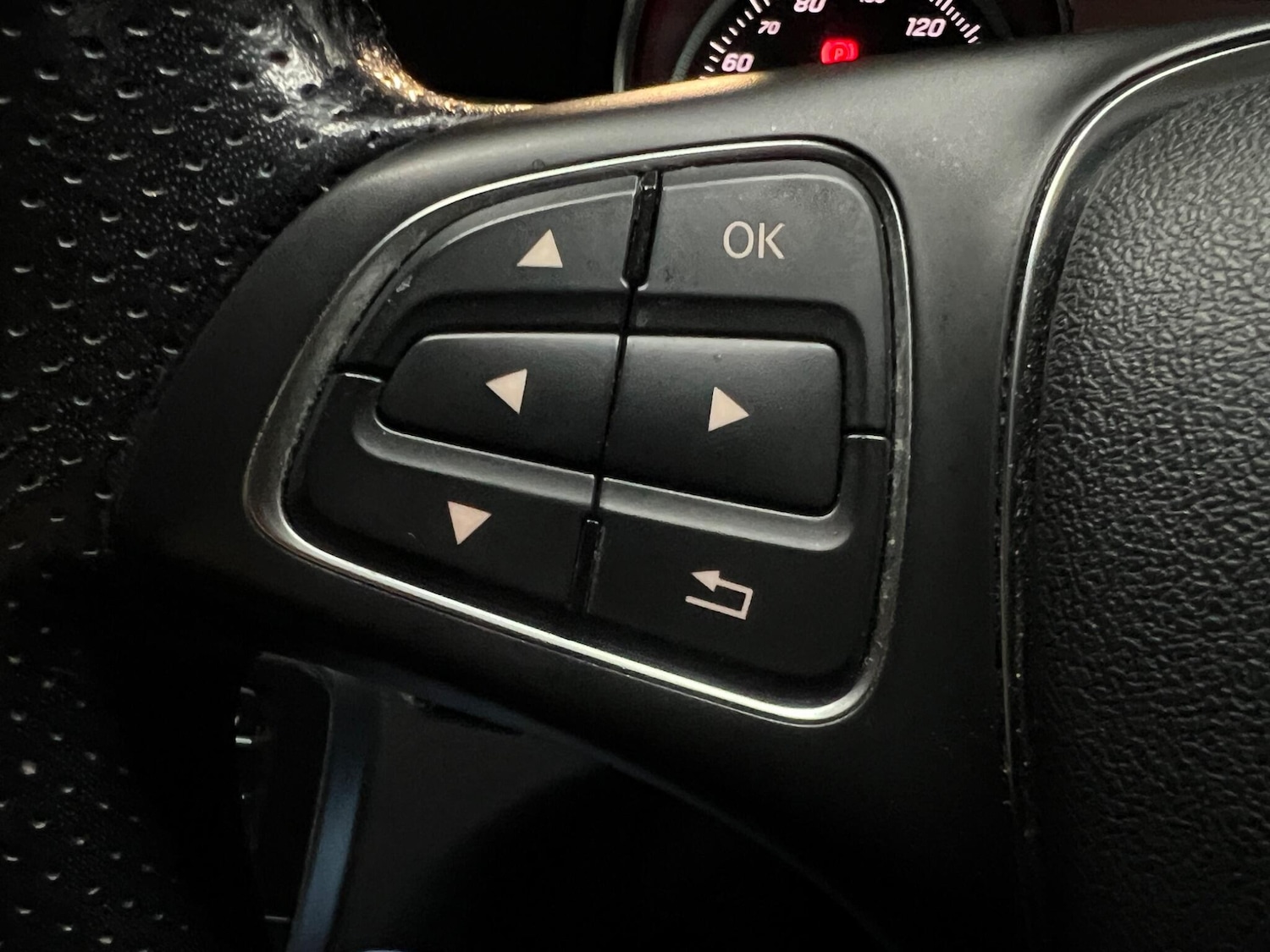 Used Mercedes-Benz GLA 2019 for sale - 77305451: Photo 24