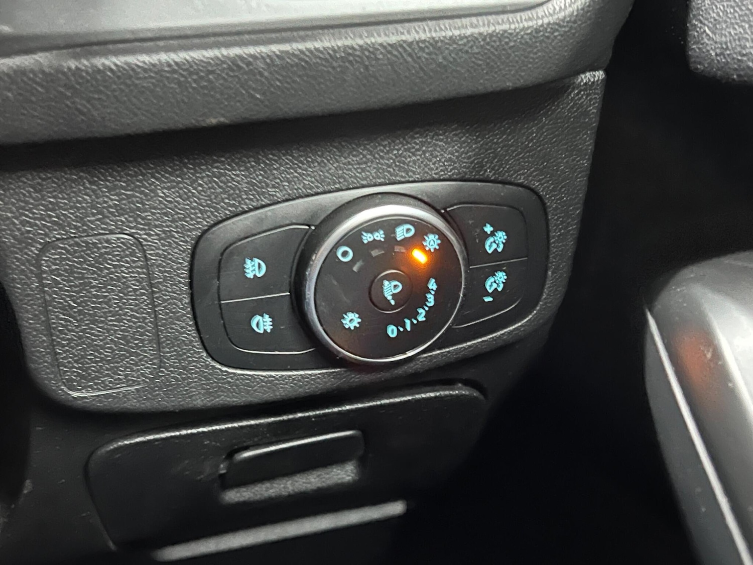 Used Ford Focus 2019 for sale - 76632940: Photo 26