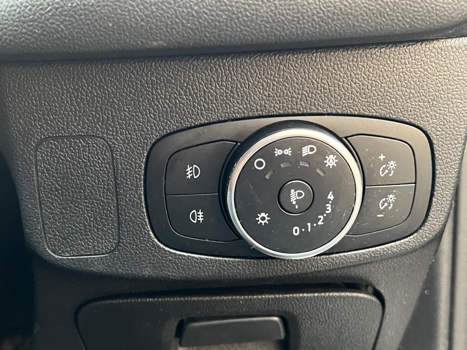 Used Ford Focus 2019 for sale - 76632940: Photo 29