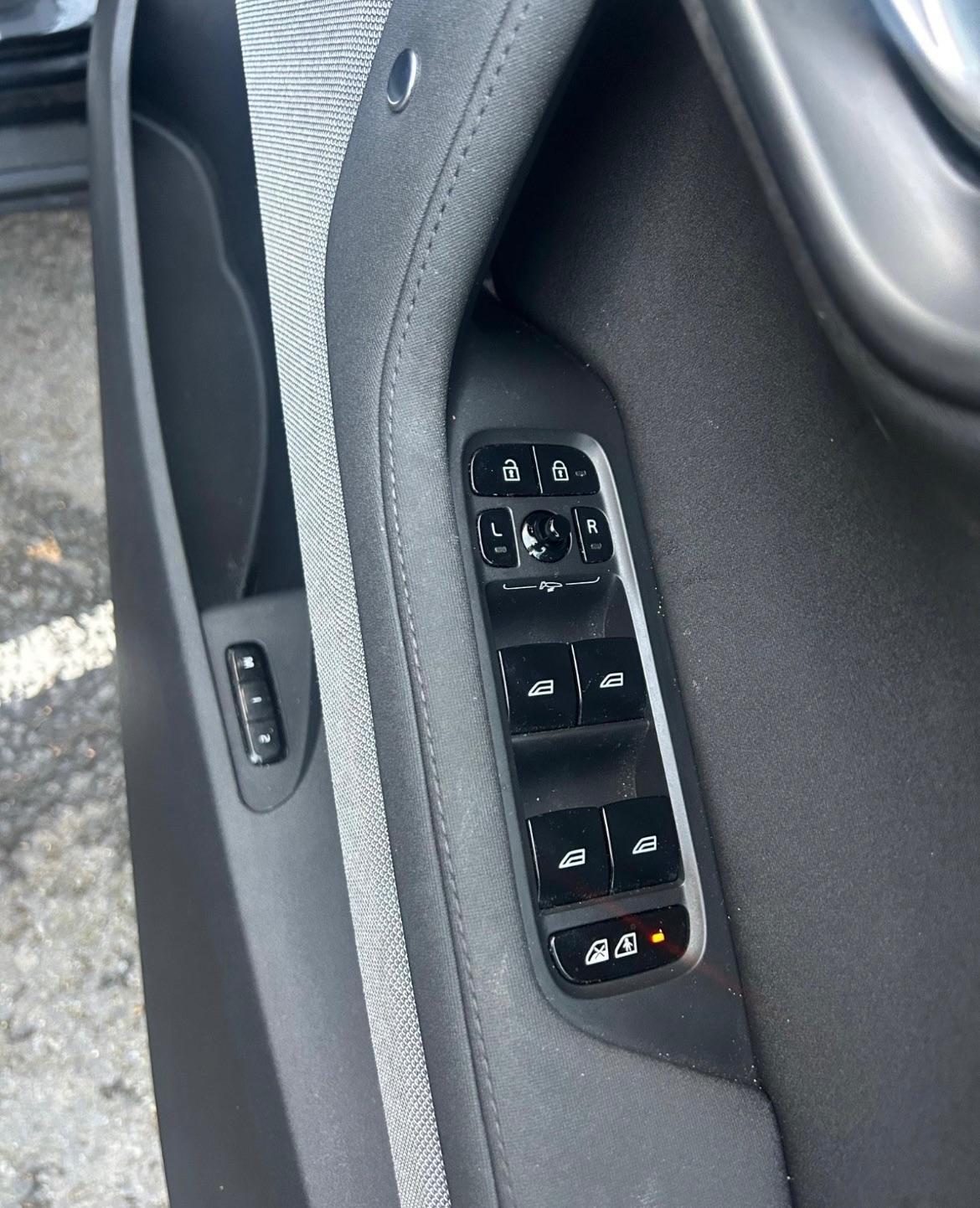 Used Polestar Polestar 2 2023 for sale - 76020910: Photo 22