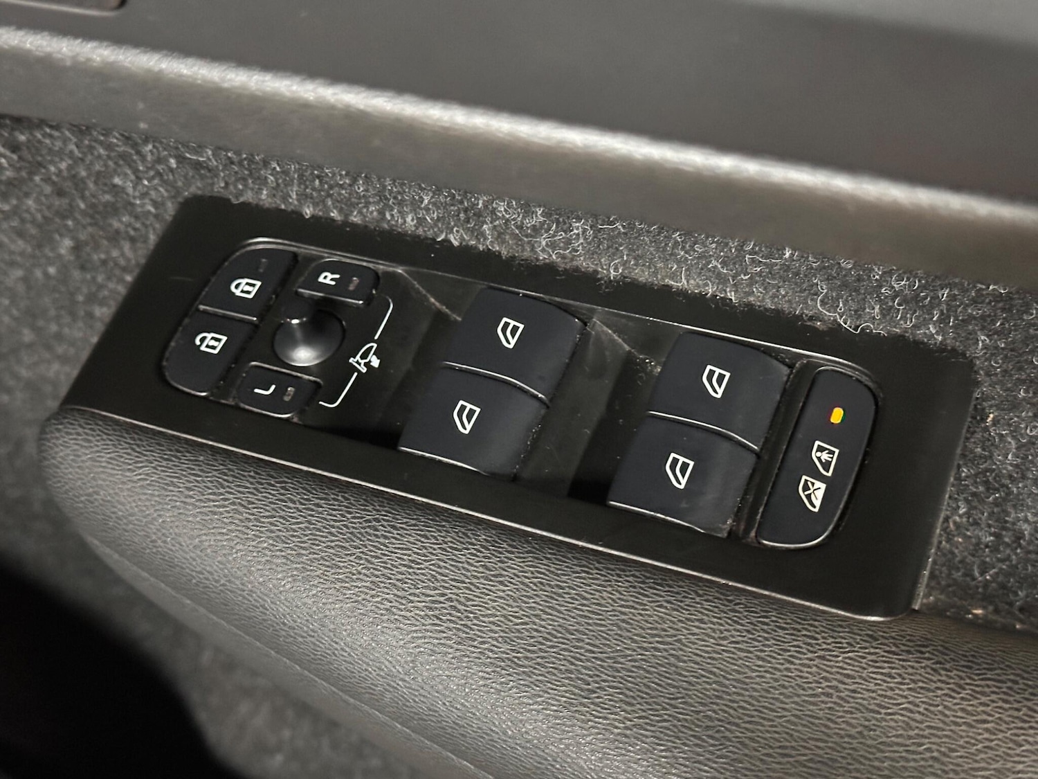 Used Volvo XC40 2021 for sale - 76484526: Photo 24