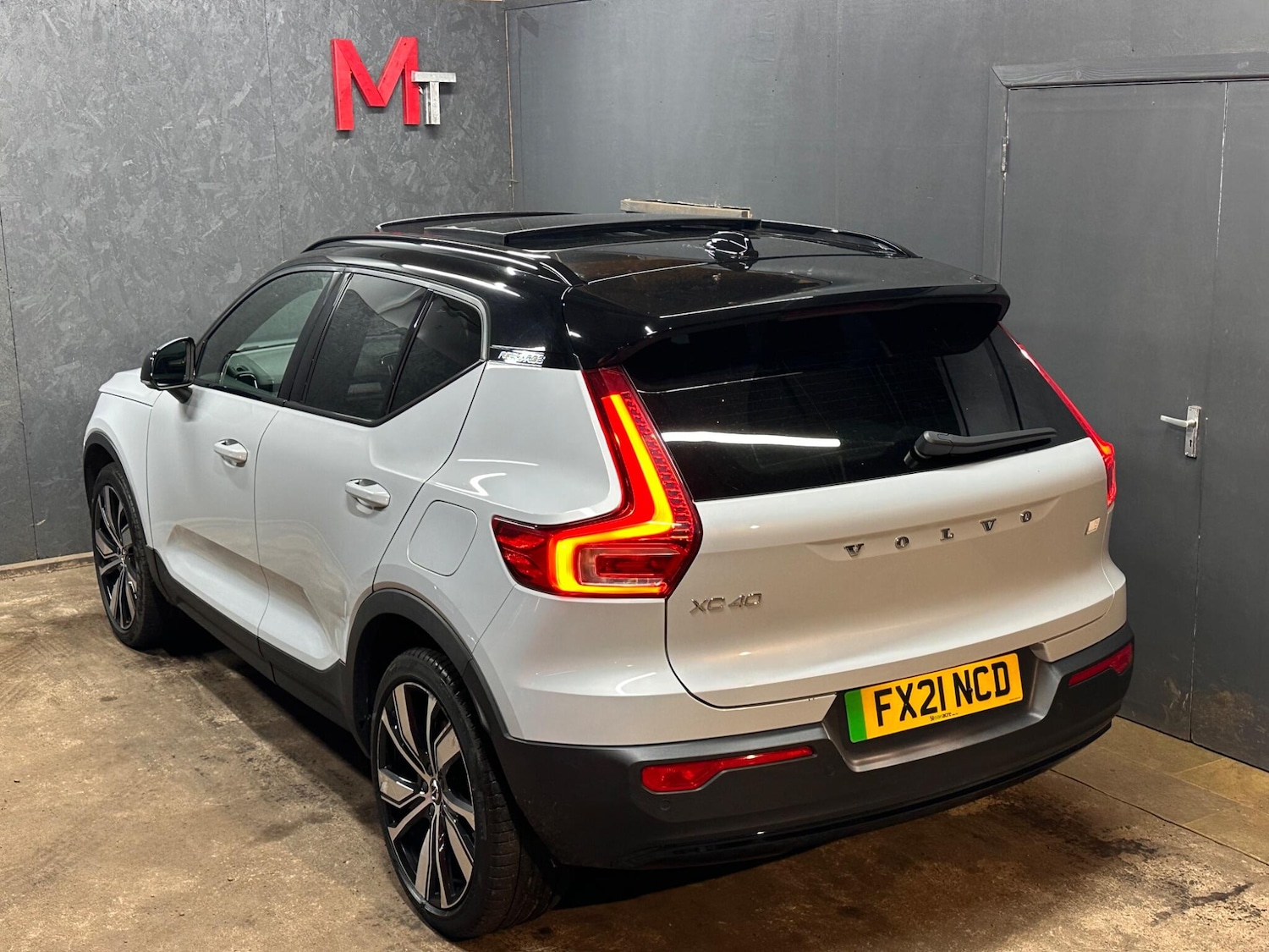 Used Volvo XC40 2021 for sale - 76484526: Photo 5