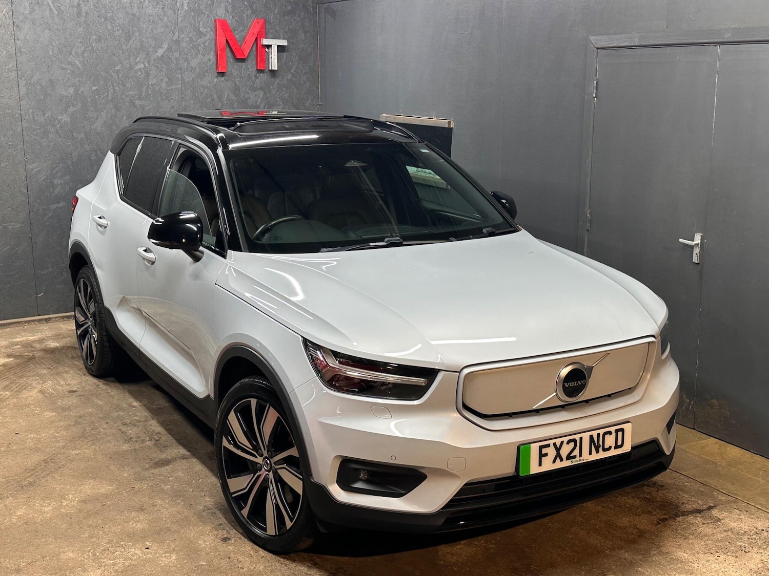 Used Volvo XC40 2021 for sale - 76484526: Photo 6