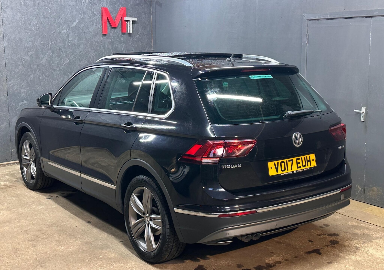 Used Volkswagen Tiguan 2017 for sale - 76658471: Photo 4