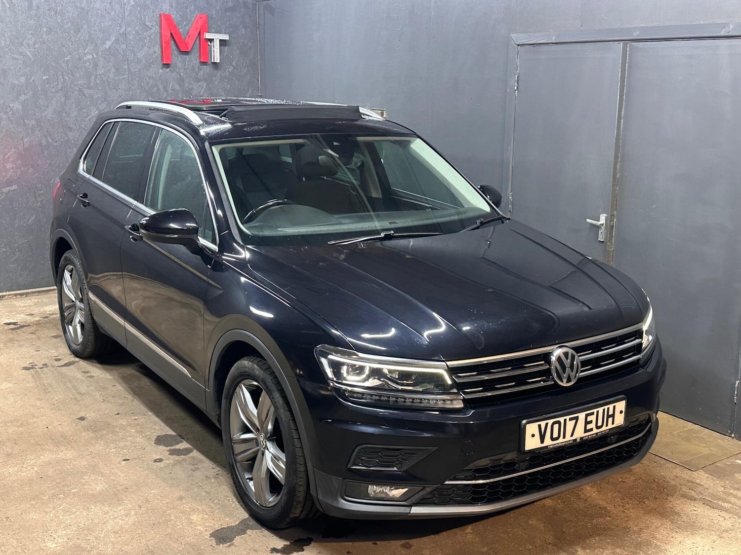 Used Volkswagen Tiguan 2017 for sale - 76658471: Photo 6