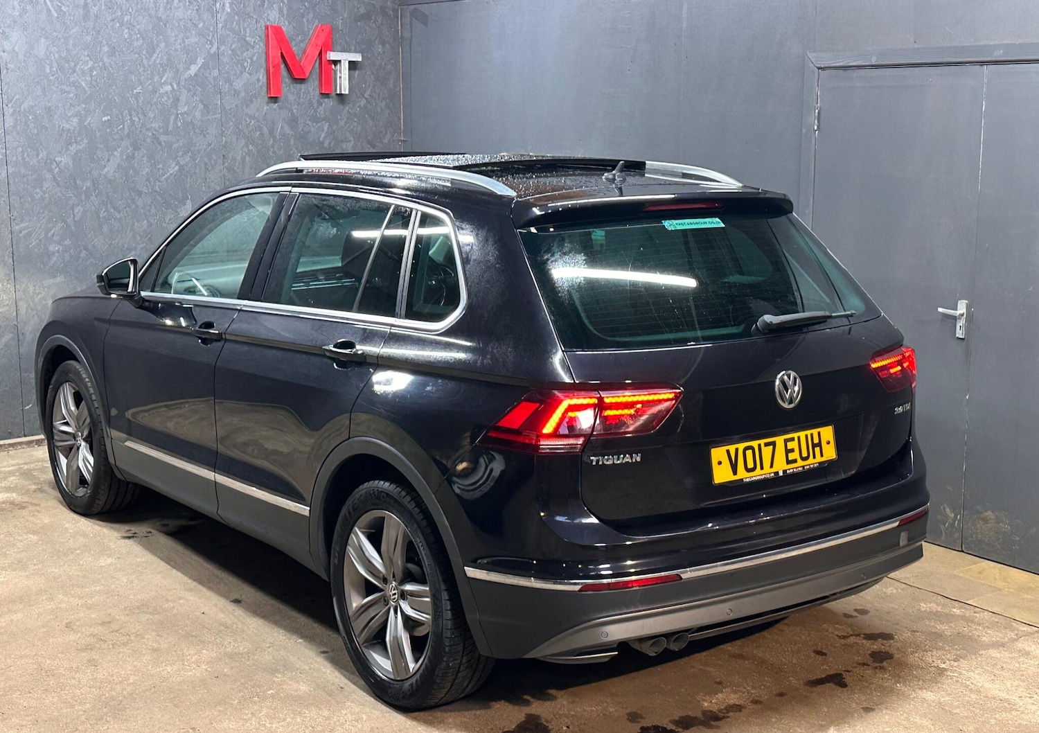 Used Volkswagen Tiguan 2017 for sale - 76658471: Photo 8