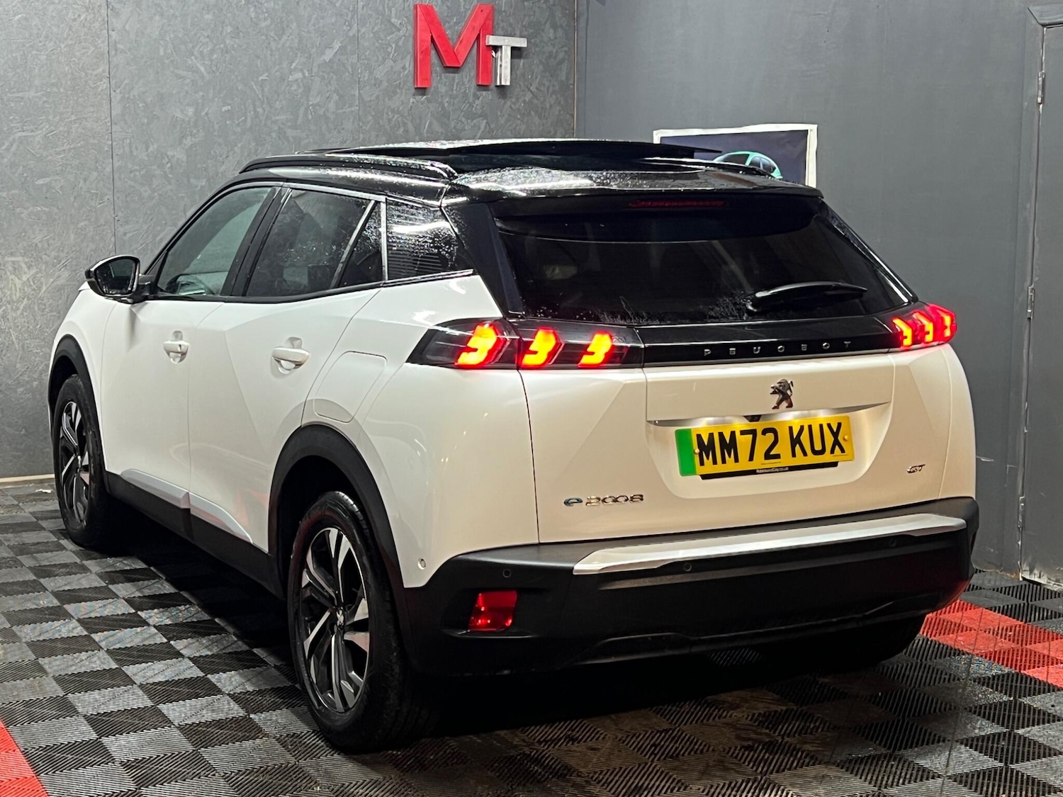 Used Peugeot E-2008 2022 for sale - 77683294: Photo 13