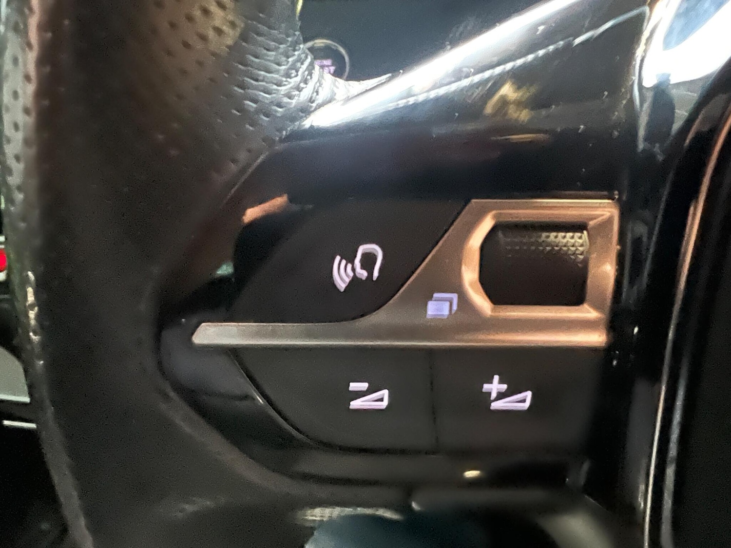 Used Peugeot E-2008 2022 for sale - 77683294: Photo 22