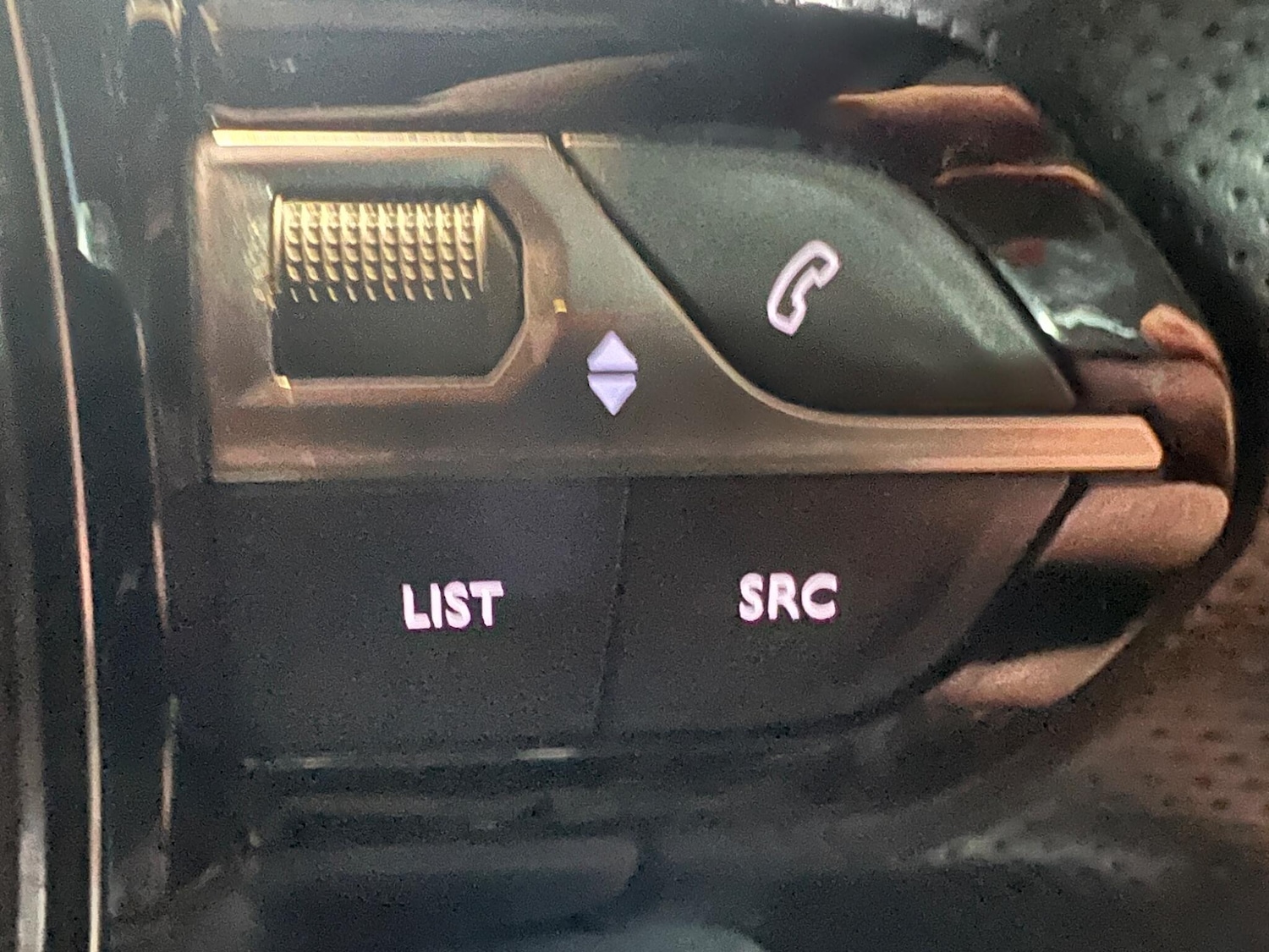 Used Peugeot E-2008 2022 for sale - 77683294: Photo 23