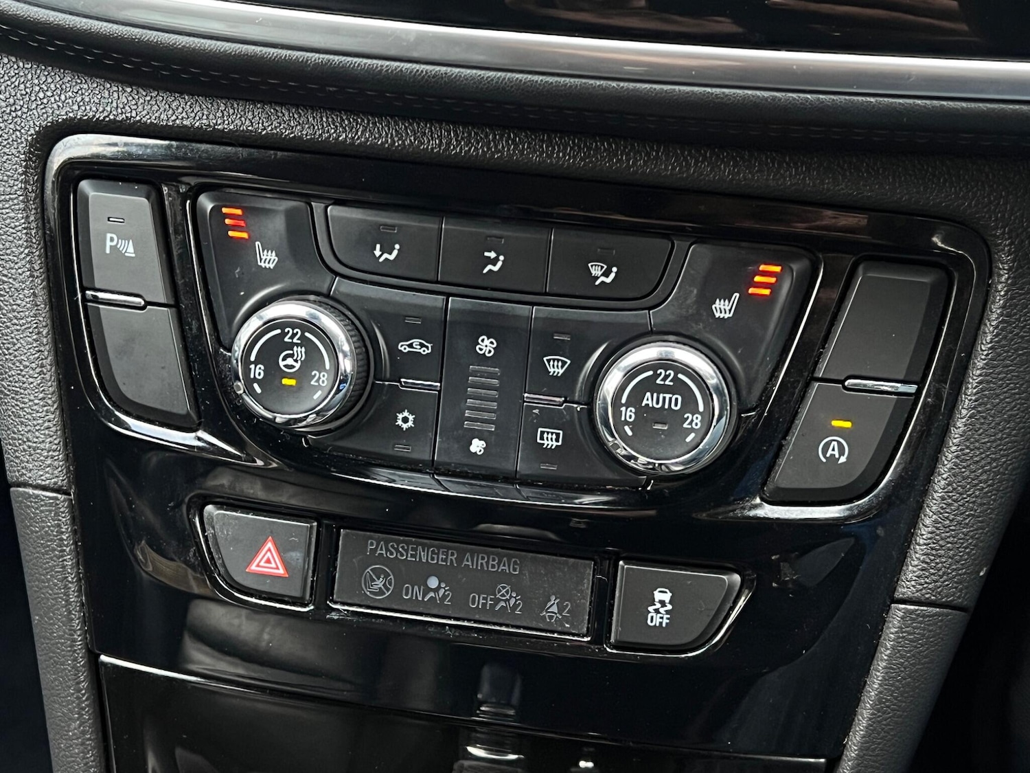 Used Vauxhall Mokka X 2017 for sale - 77882978: Photo 21