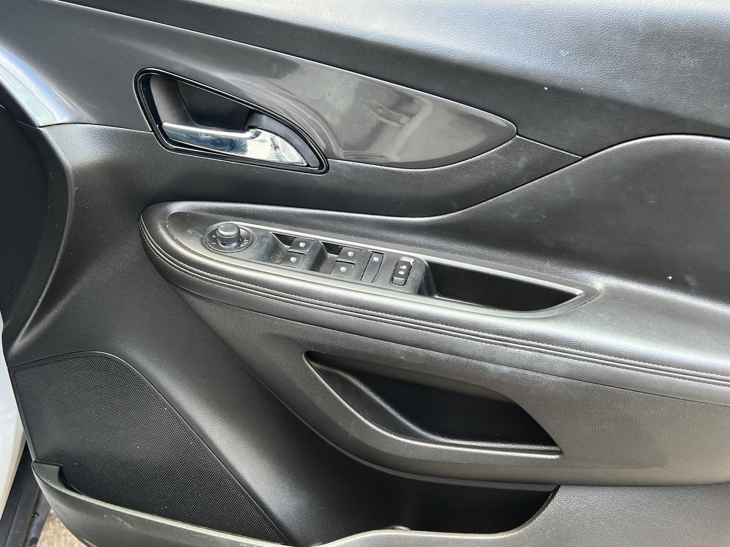 Used Vauxhall Mokka X 2017 for sale - 77882978: Photo 30