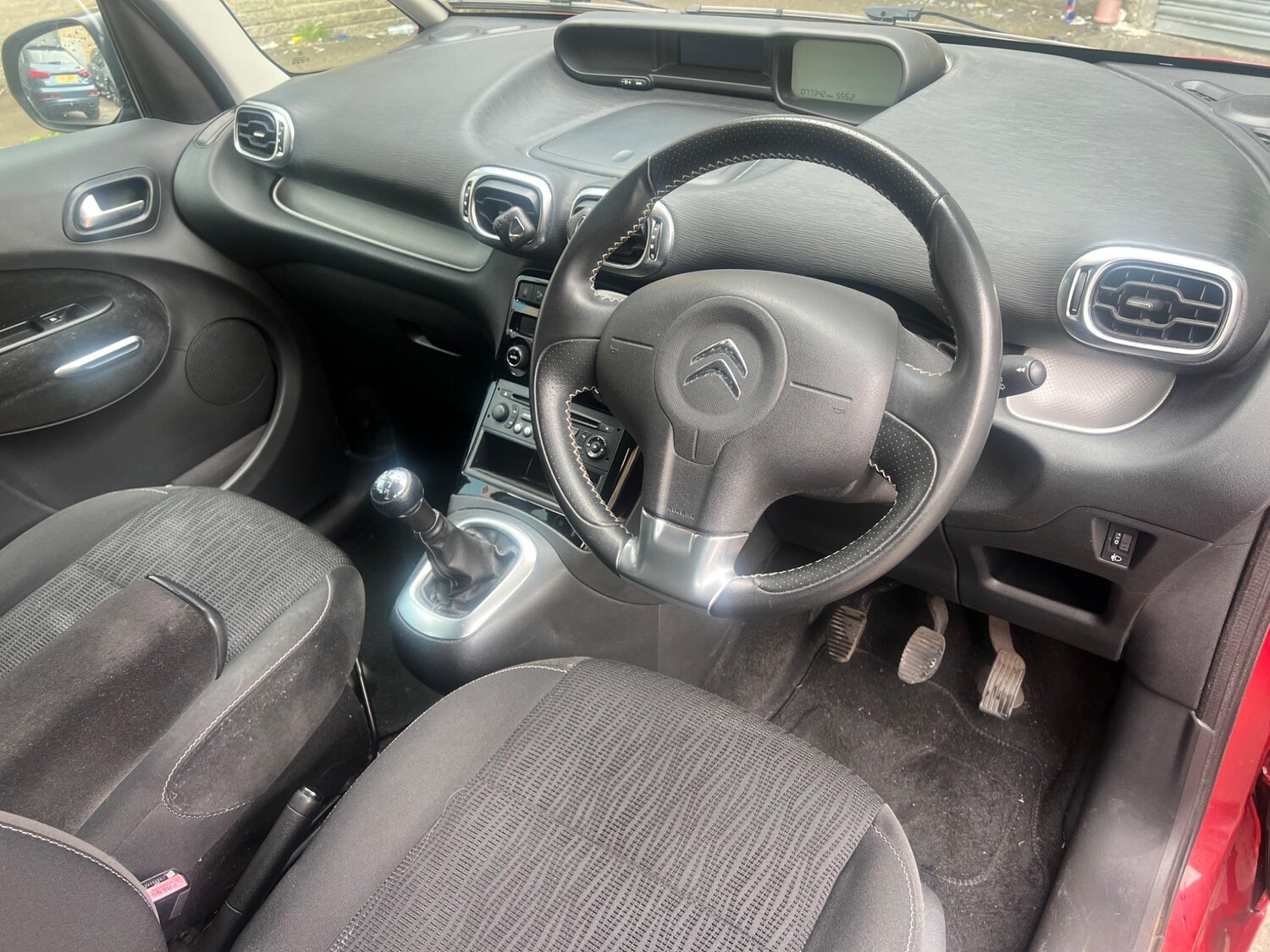 Vehicle 28
