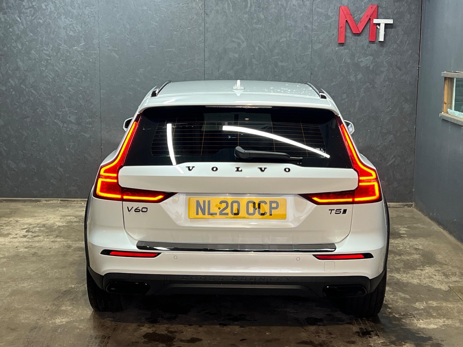 Used Volvo V60 2020 for sale - 76549117: Photo 20