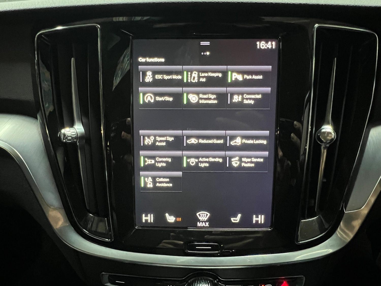 Used Volvo V60 2020 for sale - 76549117: Photo 47