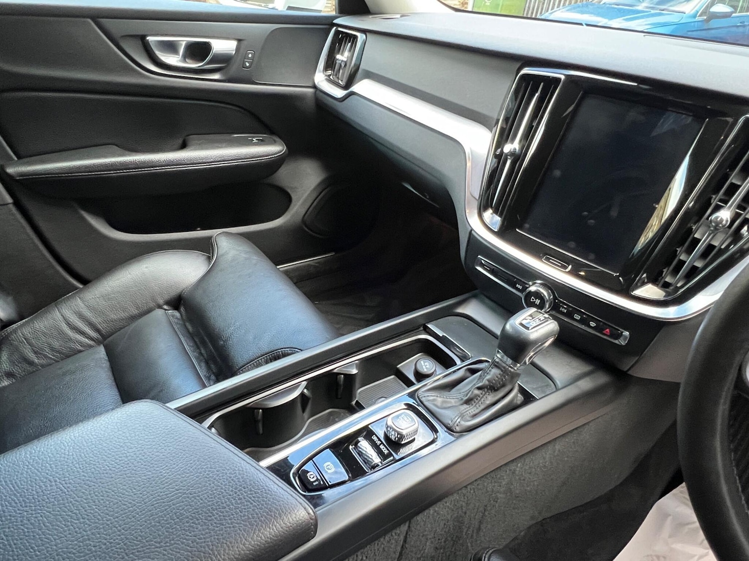 Used Volvo V60 2020 for sale - 76549117: Photo 55