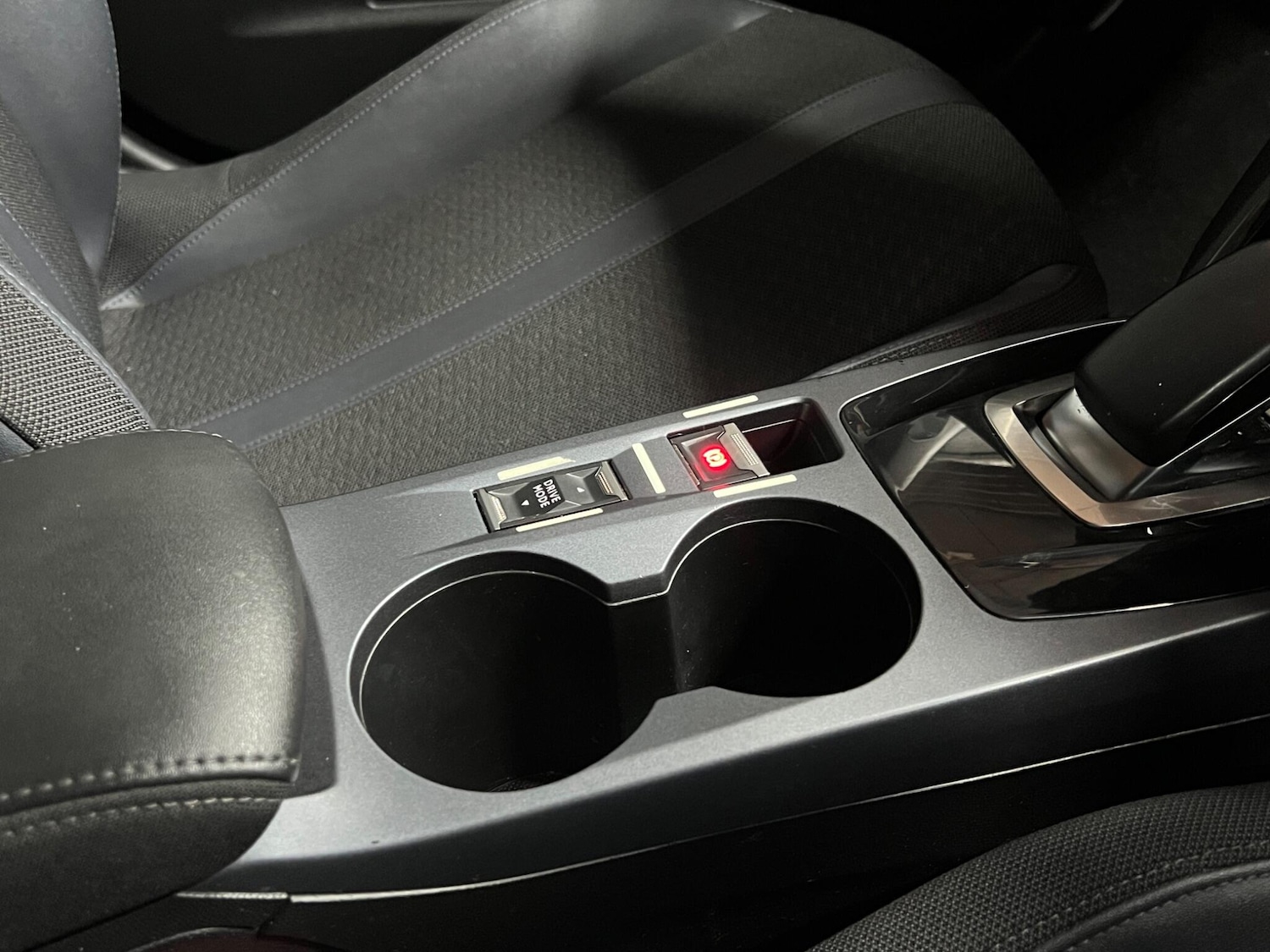 Used Peugeot 2008 2020 for sale - 77958211: Photo 18