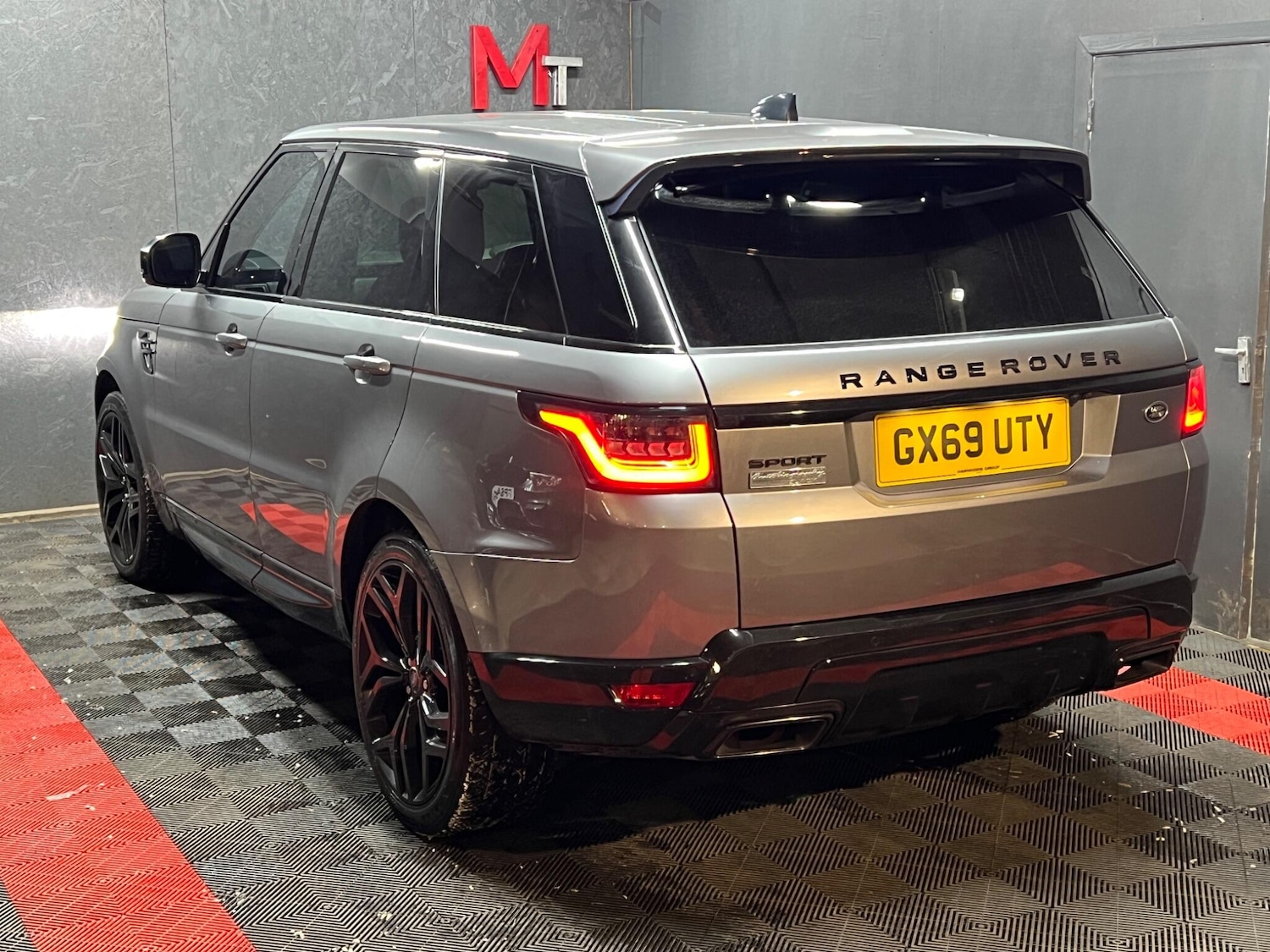 Used Land Rover Range Rover Sport 2019 for sale - 77120121: Photo 4